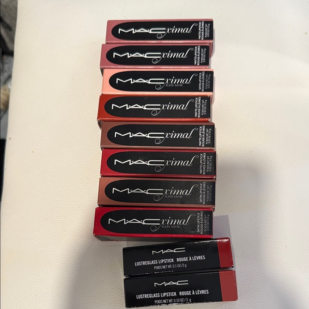 MAC Lipstick Set - Red and Black